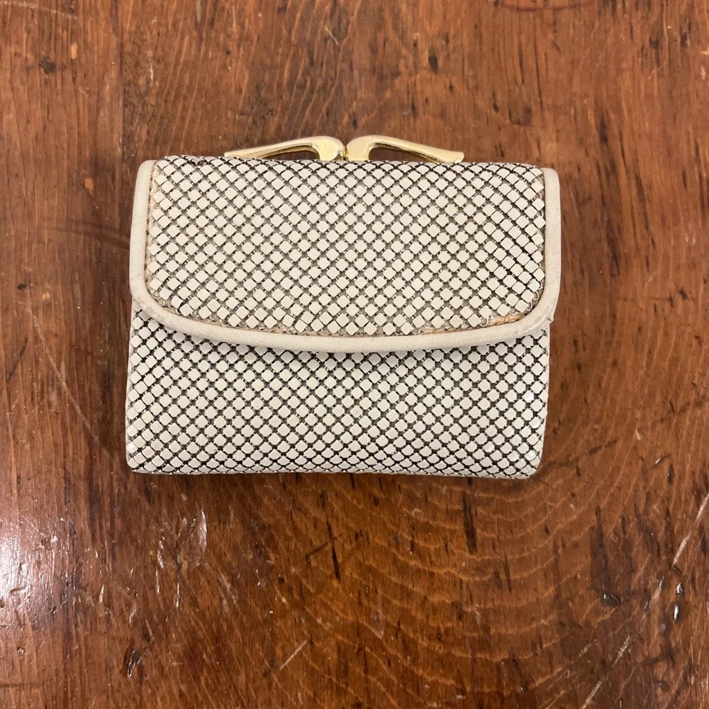 Vtg Whiting And Davis White / Cream Metal Mesh Change Purse Women's Wallet